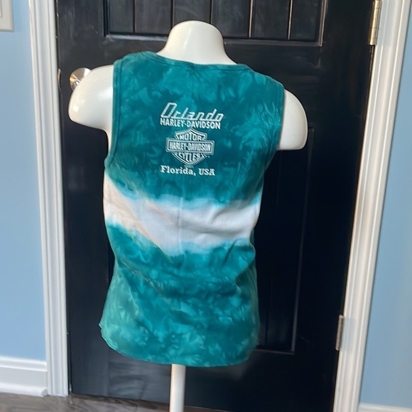 Harley Davidson medium tank in EUC - Picture 2 of 4